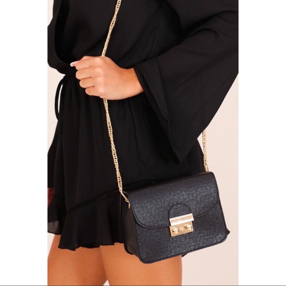 UNEDITED BOUTIQUES Handbags - Padlock Crossbody